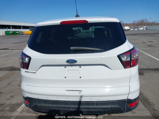 1FMCU0F7XHUC56863 Ford ESCAPE S