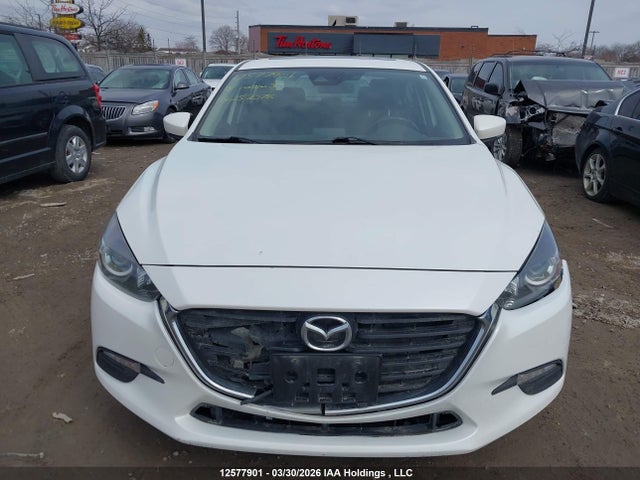 3MZBN1V79JM257076 Mazda Mazda3 50th Anniversary Edition/gs/se