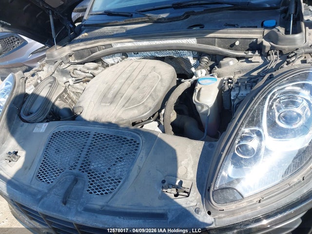 Porsche Macan 2018 WP1AA2A50JLB11704 Image 10