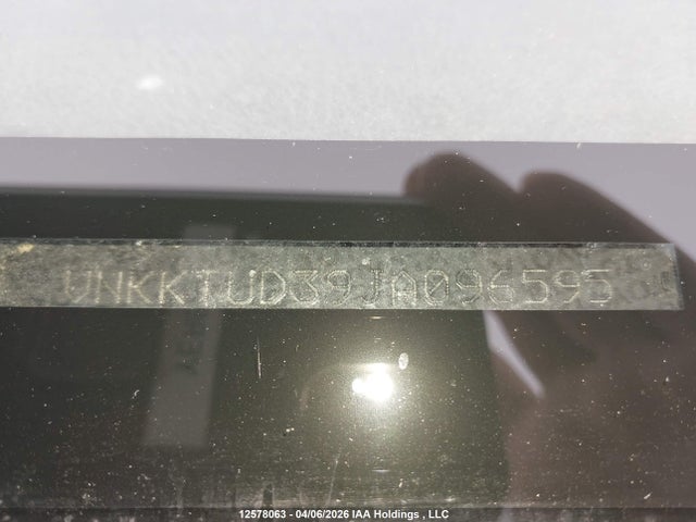 12578063 :رقم المزاد ، VNKKTUD39JA096595 vin ، 2018 Toyota Yaris L/le/se مزاد بيع