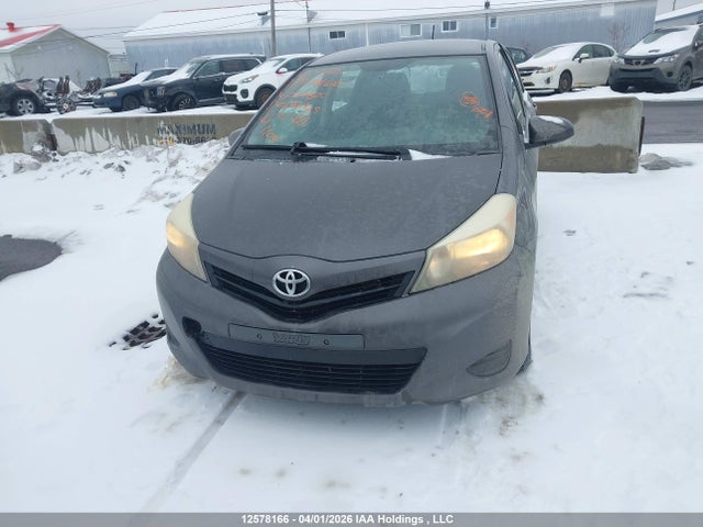 2014 Toyota Yaris Le მანქანა იყიდება აუქციონზე, vin: VNKKTUD30EA005820, აუქციონის ნომერი: 12578166