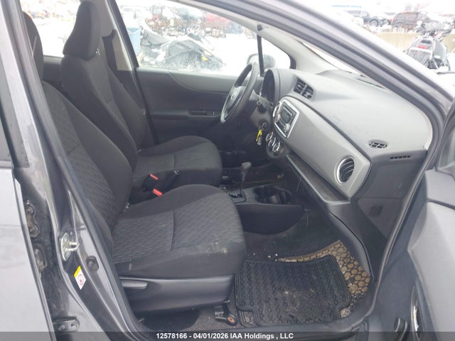 2014 Toyota Yaris Le მანქანა იყიდება აუქციონზე, vin: VNKKTUD30EA005820, აუქციონის ნომერი: 12578166