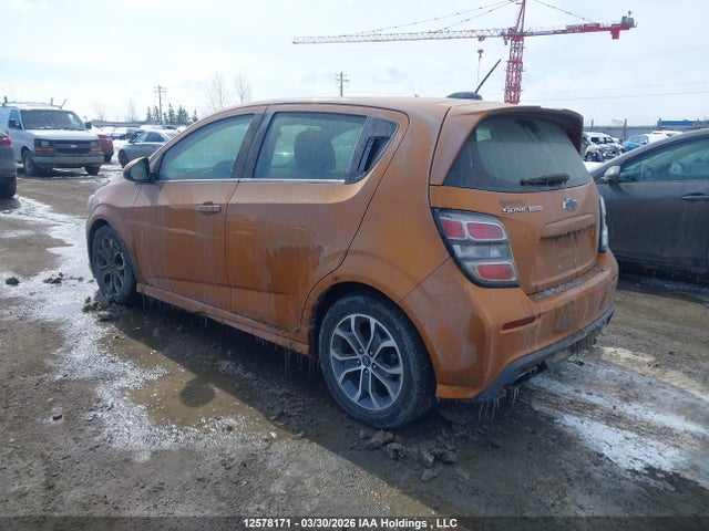 1G1JD6SB2J4103899 Chevrolet Sonic Lt Auto