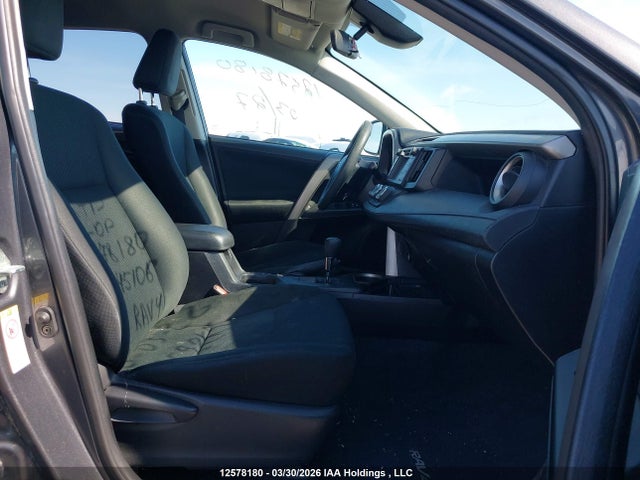 2018 Toyota Rav4 Le მანქანა იყიდება აუქციონზე, vin: 2T3BFREV2JW845106, აუქციონის ნომერი: 12578180