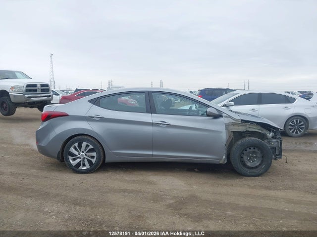 KMHDH4AHXFU302429 Hyundai Elantra Gls