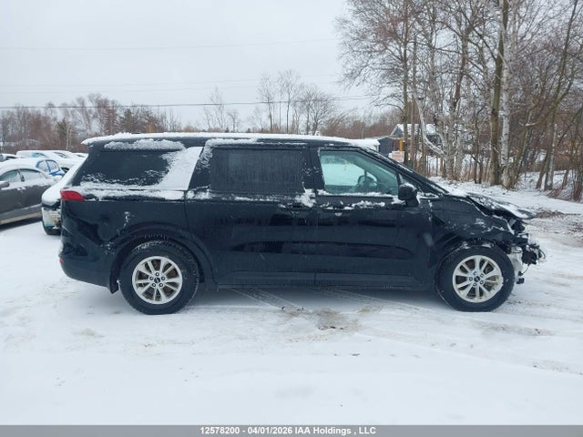 2024 Kia Carnival Lx მანქანა იყიდება აუქციონზე, vin: KNDNB5H35R6333784, აუქციონის ნომერი: 12578200