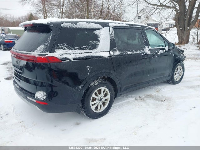 2024 Kia Carnival Lx მანქანა იყიდება აუქციონზე, vin: KNDNB5H35R6333784, აუქციონის ნომერი: 12578200