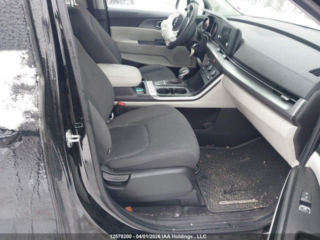 2024 Kia Carnival Lx მანქანა იყიდება აუქციონზე, vin: KNDNB5H35R6333784, აუქციონის ნომერი: 12578200