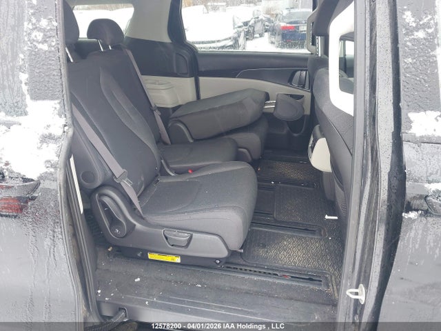 2024 Kia Carnival Lx მანქანა იყიდება აუქციონზე, vin: KNDNB5H35R6333784, აუქციონის ნომერი: 12578200