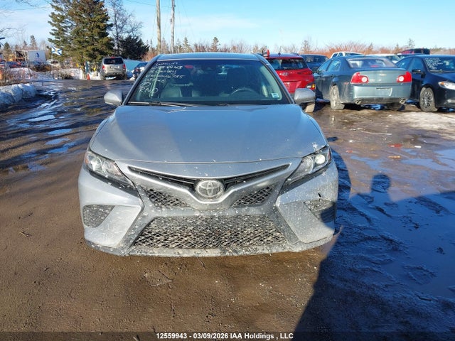 4T1B11HK7JU006935 Toyota CAMRY SE