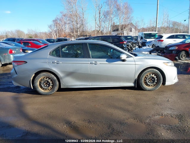 4T1B11HK7JU006935 Toyota CAMRY SE