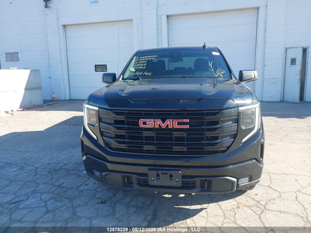 Продажа на аукционе авто 2023 Gmc Sierra 1500 4wd  Short Box Elevation/4wd  Standard Box Elevation, vin: 1GTUUCED4PZ290963, номер лота: 12578229