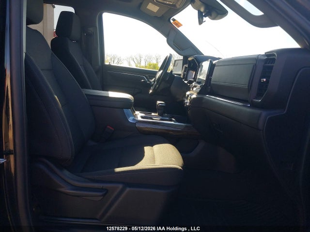 Продажа на аукционе авто 2023 Gmc Sierra 1500 4wd  Short Box Elevation/4wd  Standard Box Elevation, vin: 1GTUUCED4PZ290963, номер лота: 12578229