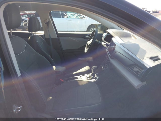 3VVEX7B21RM041385 Volkswagen TAOS SE