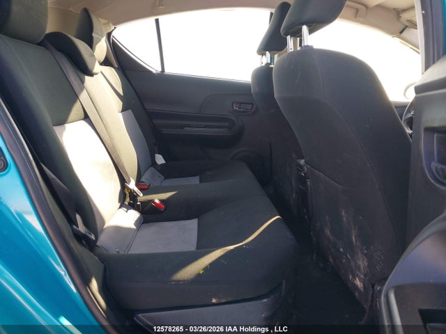 JTDKDTB35K1631863 Toyota PRIUS C