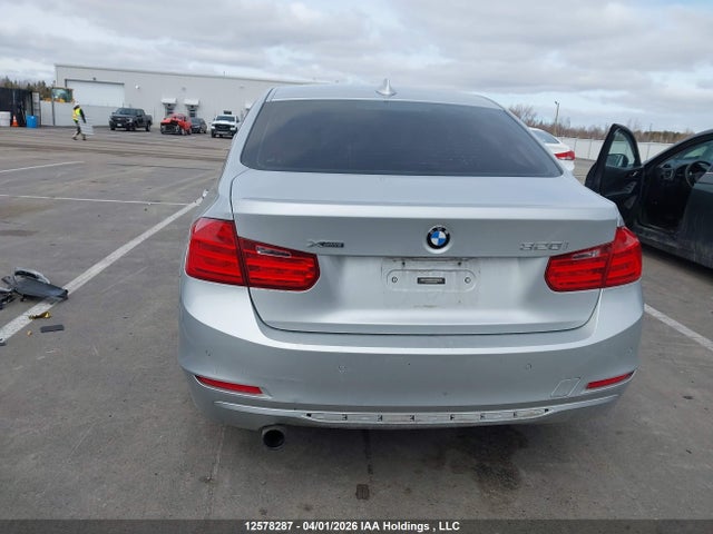 WBA3C3C55EP662651 BMW 320i Xdrive