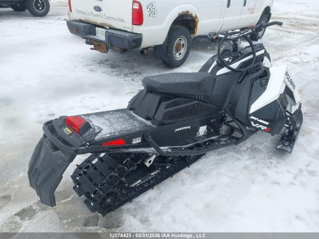 Polaris INDY 2021 SN1TKV6R3MC805874 Image 4