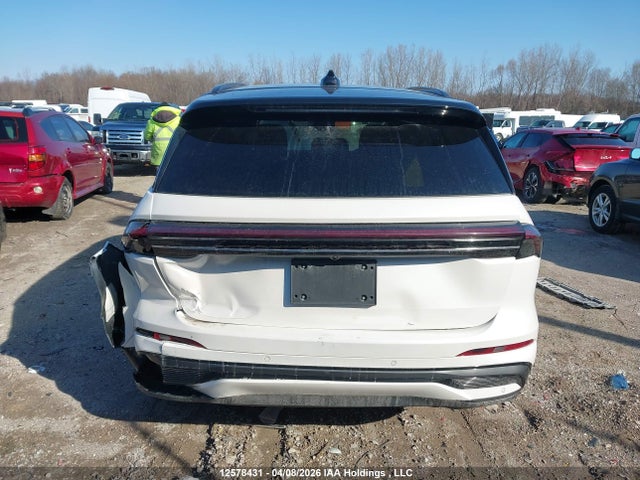 Lincoln Nautilus 2025 5LMPJ8KA2SJ910870 Image 16