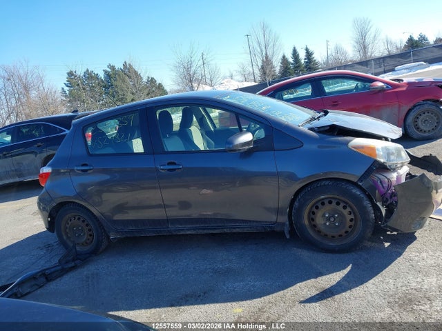 12557559 :رقم المزاد ، JTDKTUD37CD524321 vin ، 2012 Toyota Yaris Le مزاد بيع