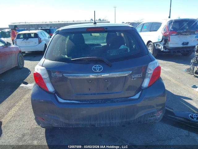12557559 :رقم المزاد ، JTDKTUD37CD524321 vin ، 2012 Toyota Yaris Le مزاد بيع