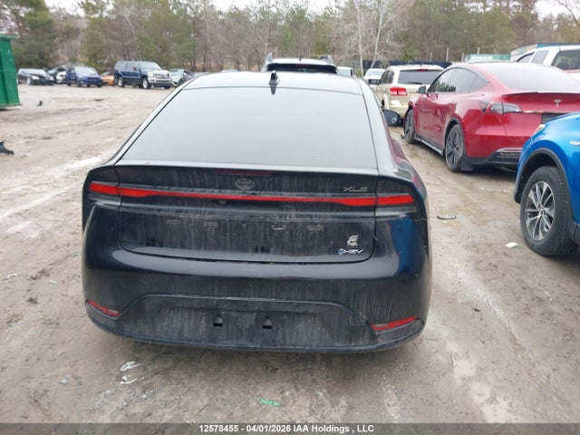 JTDADABU4R3010444 Toyota Prius