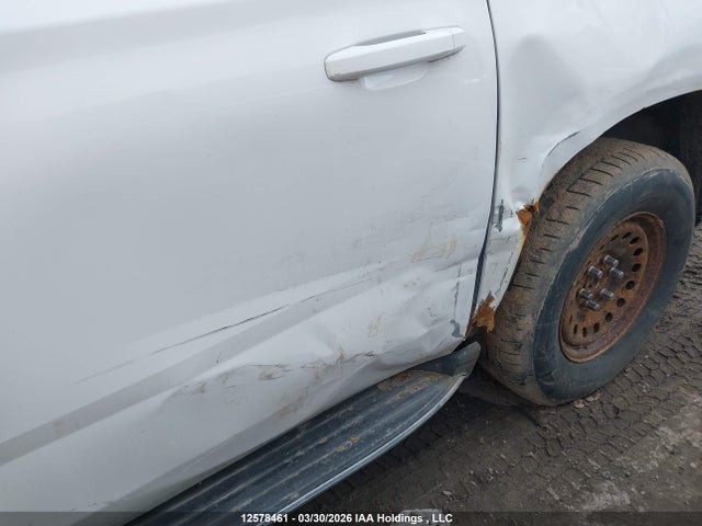 1GKS2GKC7FR167807 GMC Yukon Xl K1500 Sle
