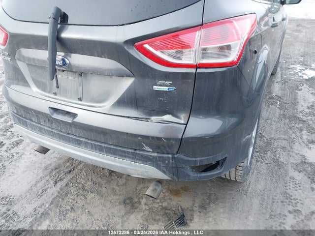 1FMCU9GX8FUA20647 Ford ESCAPE SE