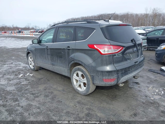 1FMCU9GX8FUA20647 Ford ESCAPE SE