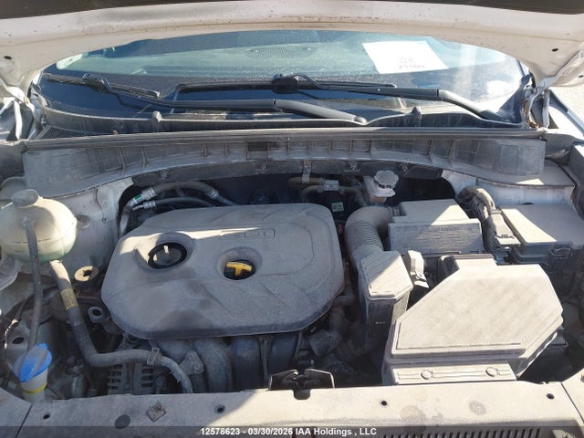 KM8J23A46MU309418 Hyundai TUCSON SE