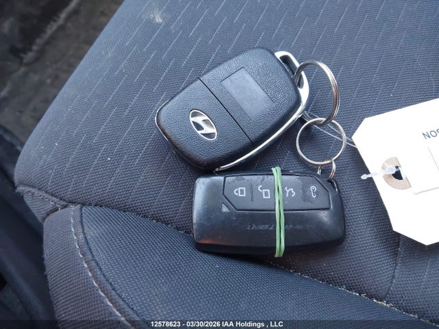 KM8J23A46MU309418 Hyundai TUCSON SE