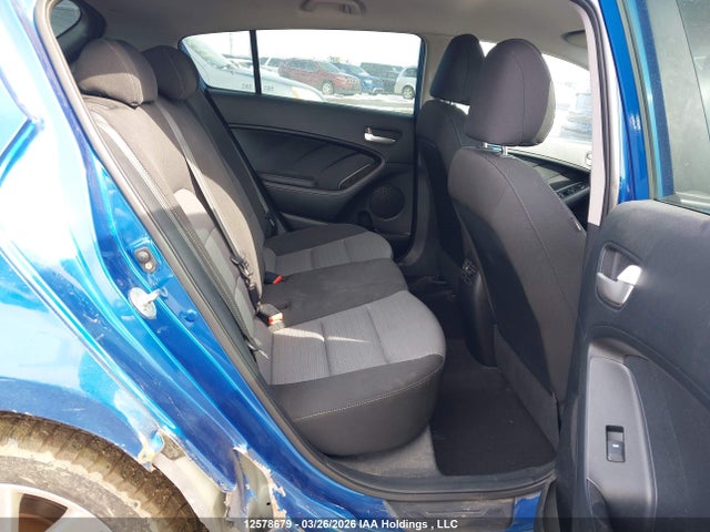 12578679 :رقم المزاد ، KNAFK5A87F5295581 vin ، 2015 Kia Forte Lx مزاد بيع