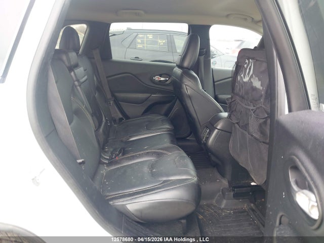1C4PJMDS6GW130113 Jeep Cherokee Limited