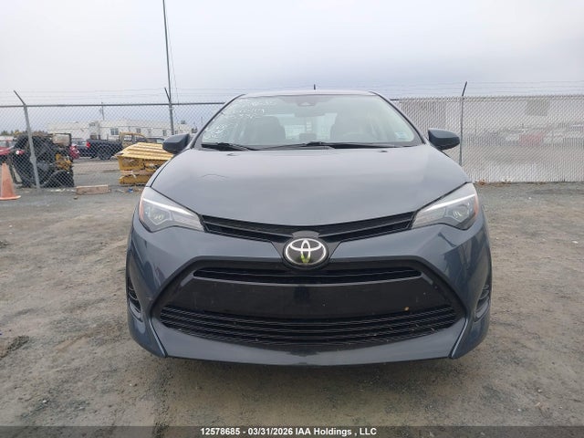 2019 Toyota Corolla Ce მანქანა იყიდება აუქციონზე, vin: 2T1BURHE4KC135332, აუქციონის ნომერი: 12578685