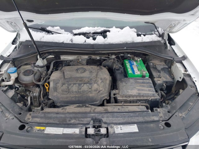 3VV0B7AX4KM122795 Volkswagen TIGUAN S
