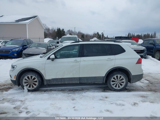 3VV0B7AX4KM122795 Volkswagen TIGUAN S