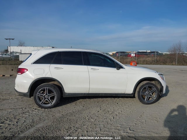 W1N0G8EB0NV387091 Mercedes-Benz Glc 300 4matic