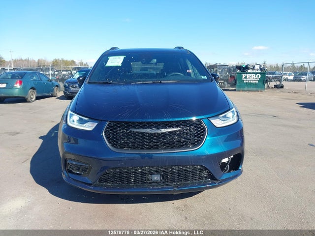 Chrysler Pacifica Limited 2025 2C4RC1GGXSR603764 Image 13