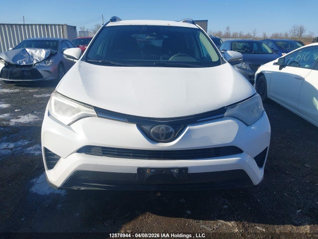 2018 Toyota Rav4 Le მანქანა იყიდება აუქციონზე, vin: 2T3ZFREV0JW486451, აუქციონის ნომერი: 12578944
