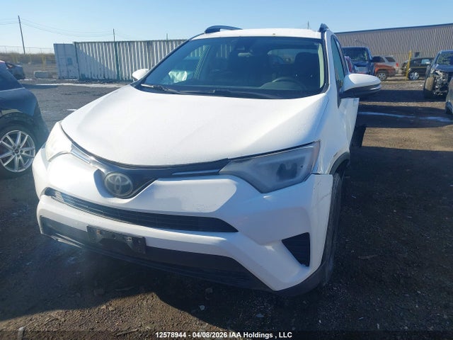 2018 Toyota Rav4 Le მანქანა იყიდება აუქციონზე, vin: 2T3ZFREV0JW486451, აუქციონის ნომერი: 12578944