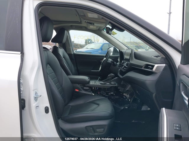 2023 Toyota Highlander Hybrid Xle მანქანა იყიდება აუქციონზე, vin: 5TDKBRCH6PS582377, აუქციონის ნომერი: 12579037