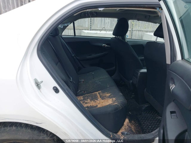 2010 Toyota Corolla მანქანა იყიდება აუქციონზე, vin: 2T1BU4EE6AC494235, აუქციონის ნომერი: 12579058