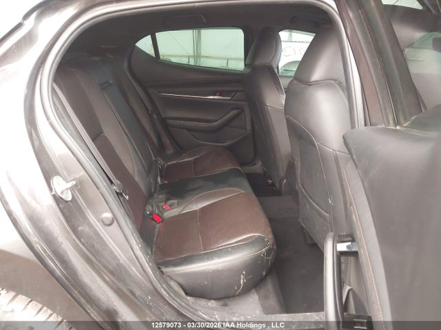 JM1BPBMY3M1317061 Mazda 3 Premium