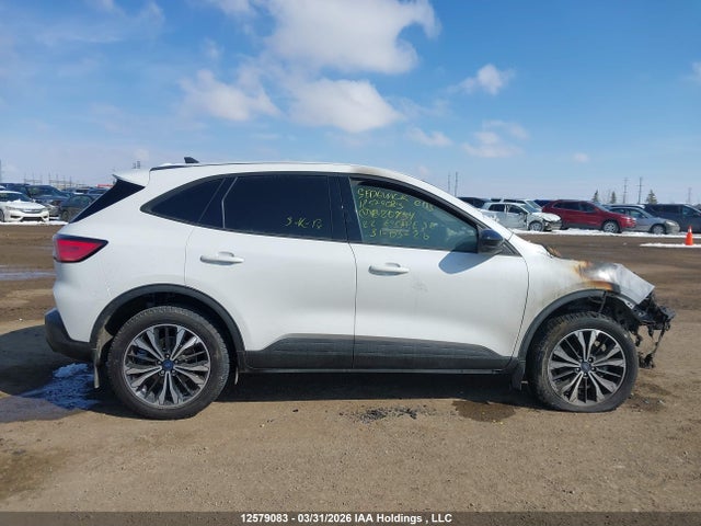 1FMCU9G62NUB20734 Ford ESCAPE SE