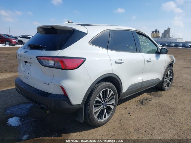 1FMCU9G62NUB20734 Ford ESCAPE SE