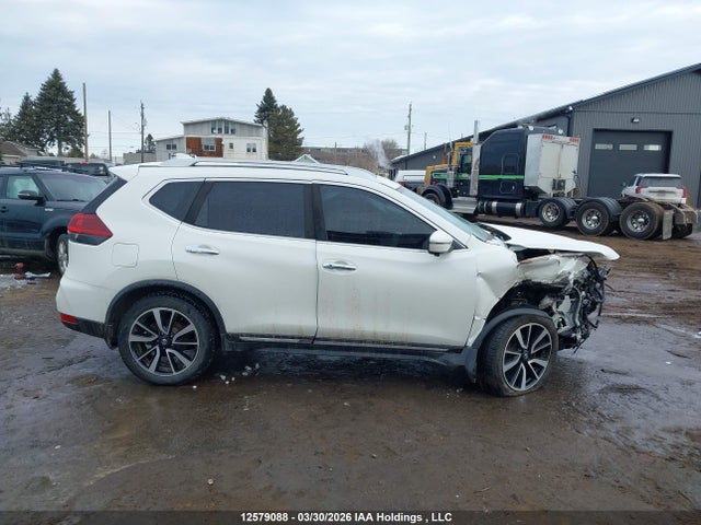 JN8AT2MV6JW351107 Nissan Rogue