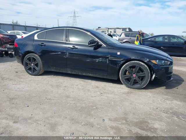 SAJAK4FX6JCP39210 Jaguar Xe Prestige