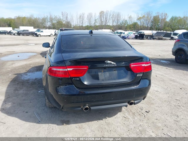 SAJAK4FX6JCP39210 Jaguar Xe Prestige
