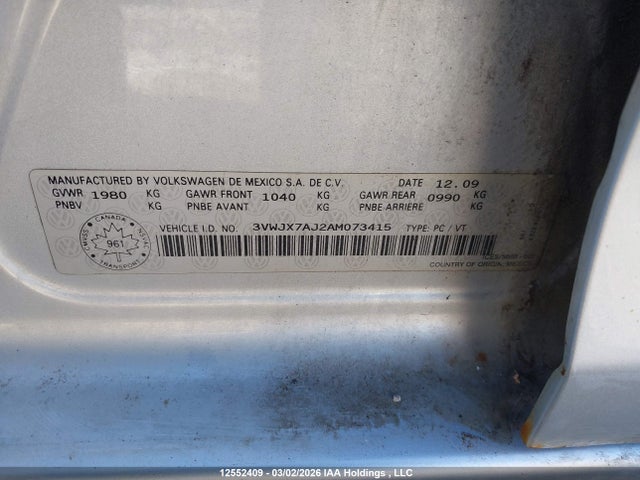 2010 Volkswagen Jetta 2.5l Comfortline/2.5l Trendline მანქანა იყიდება აუქციონზე, vin: 3VWJX7AJ2AM073415, აუქციონის ნომერი: 12552409