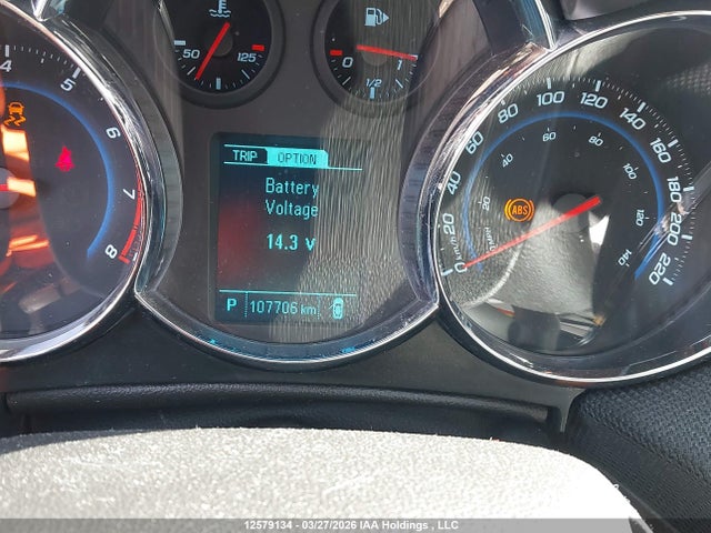 1G1PE5SB1E7256831 Chevrolet Cruze 2lt