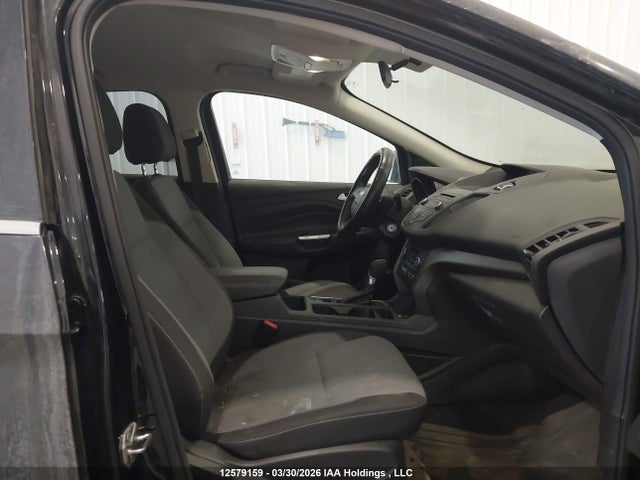 1FMCU9GD1HUD70145 Ford ESCAPE SE